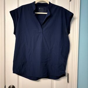 Women’s Navy Blue Rafaela FREEx Oversized Scrub Top- Medium